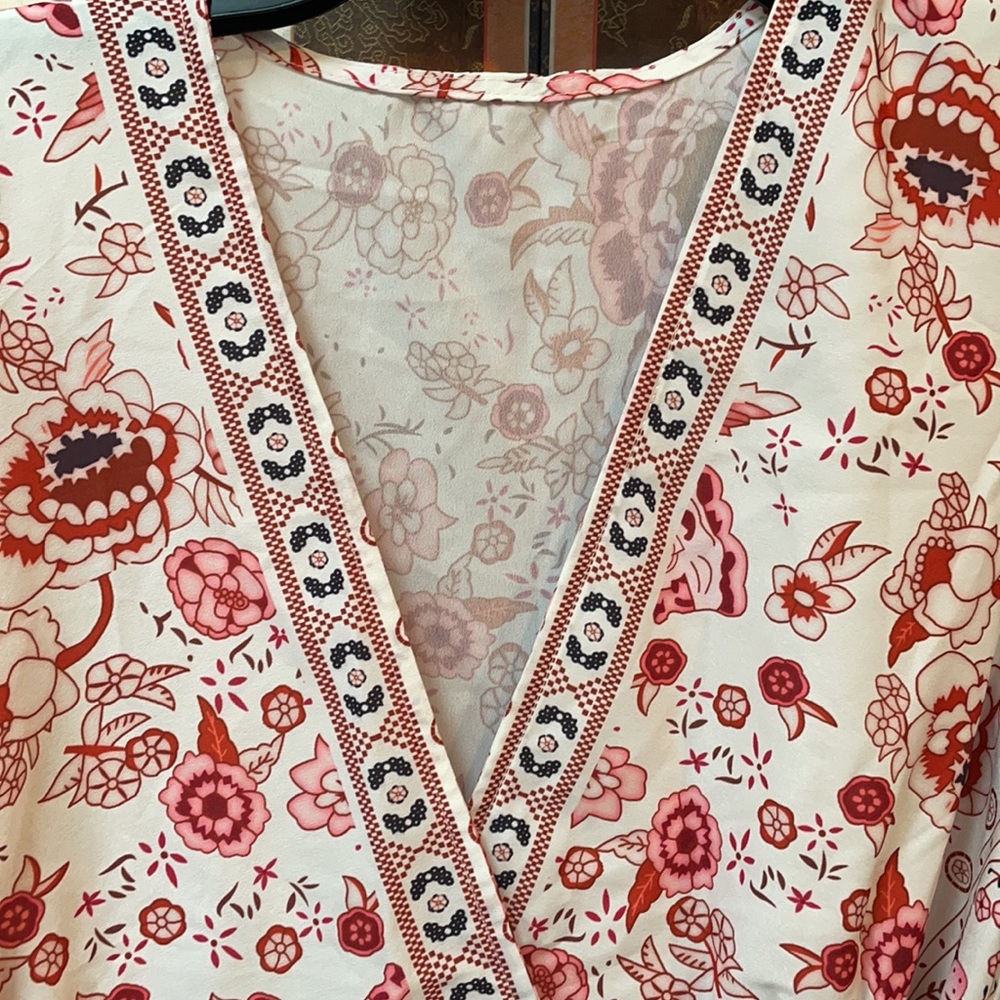Floral wrap dress - Picture 4 of 6